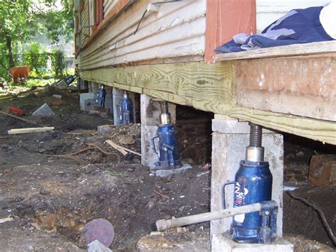 how to repair house foundation